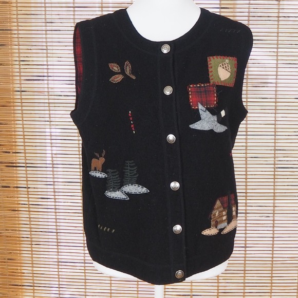 Woolrich Jackets & Blazers - VTG Woolrich 100% Wool‎ Vest Womens M Black Cabin Lodge Embroidered Button Up
